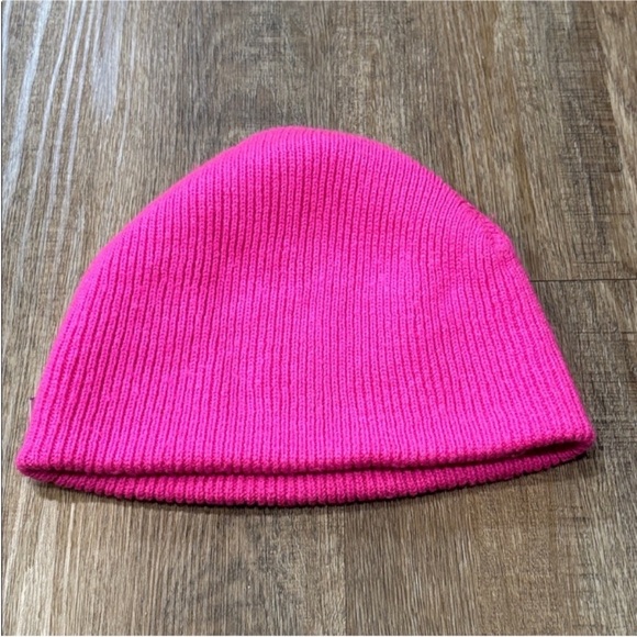 Vineyard Vines Hat Vineyard Vines Winter Hat Pink - Picture 8 of 8